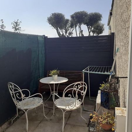 Studio- Terrasse -Place De Parking Prive Marsilya Dış mekan fotoğraf