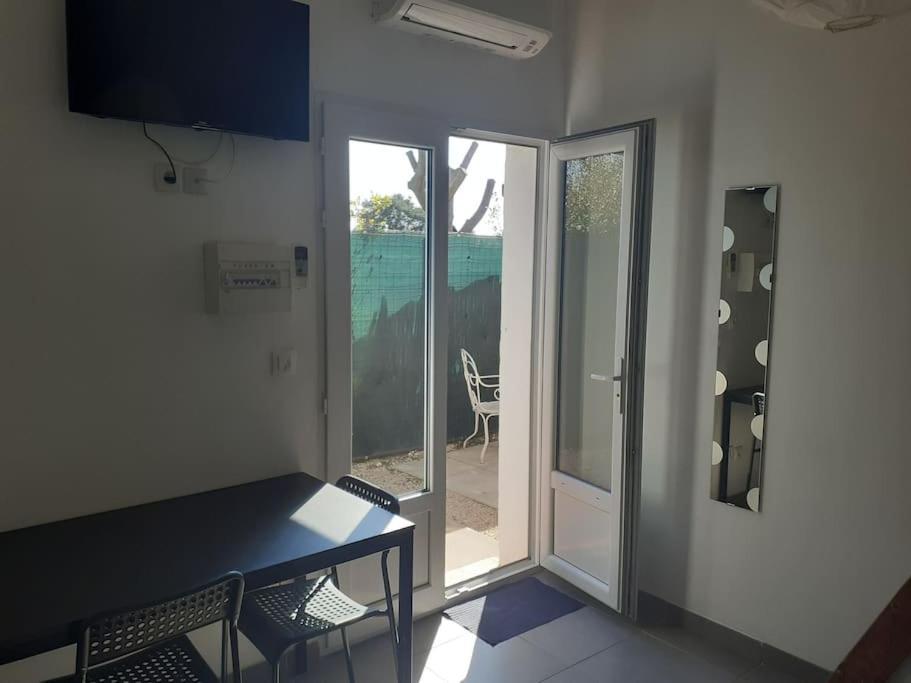 Studio- Terrasse -Place De Parking Prive Marsilya Dış mekan fotoğraf