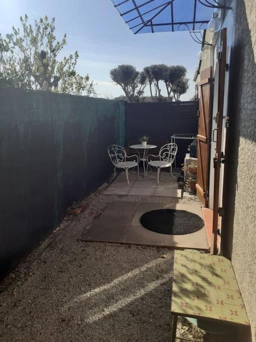 Studio- Terrasse -Place De Parking Prive Marsilya Dış mekan fotoğraf